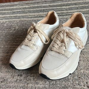 Oasis Society sneaker